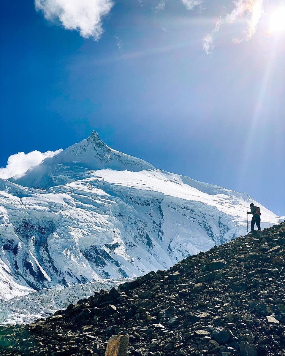 Backpacking Essentials: Why the KOALA 2.0 Smartphone Harness Should Be on Your List